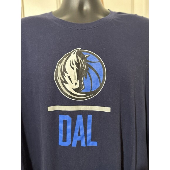 Under Armour Dallas Mavericks Logo T Shirt Mens 3XL Official NBA Basketball Navy - Picture 2 of 9